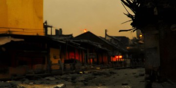 物业合同依据什么法律规定？