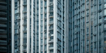 香港物业出租要交什么税？